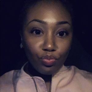 Meet your Posher, Gabrielle